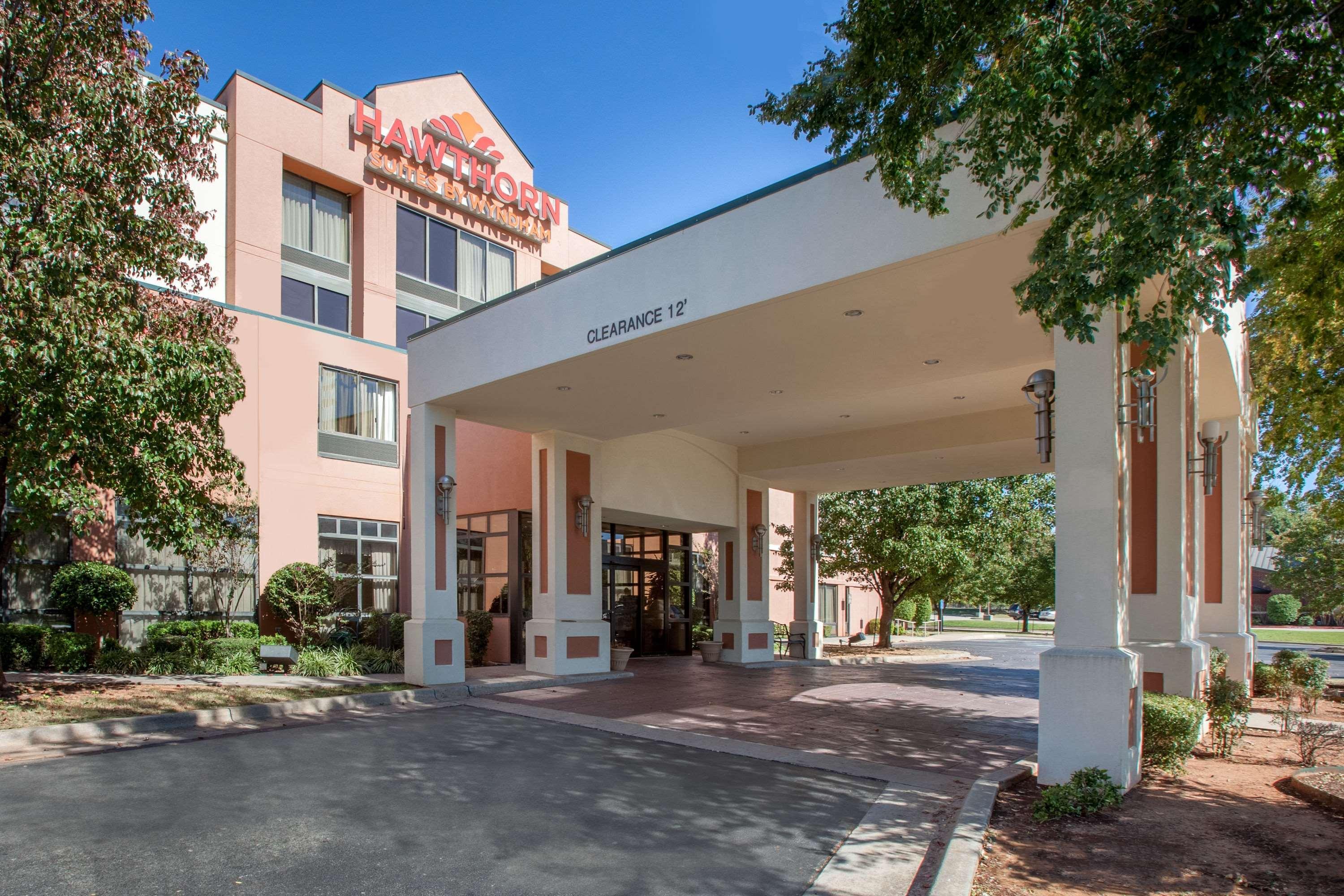 Hawthorn Suites Midwest City Bagian luar foto